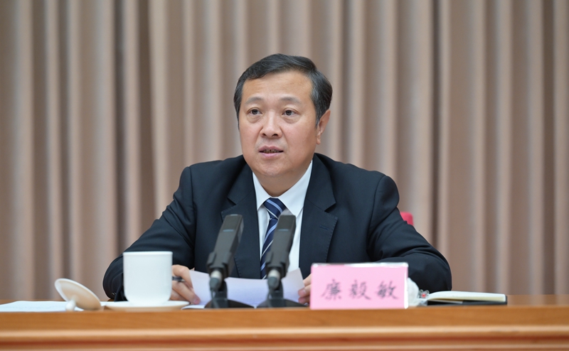 四川省学习贯彻习近平新时代中国特色社会主义思想主题教育第一批总结 暨第二批部署会议召开 认真总结第一批主题教育做法经验 精心组织开展好全省第二批主题教育 王晓晖廉毅敏讲话 黄强田向利出席「相关图片」