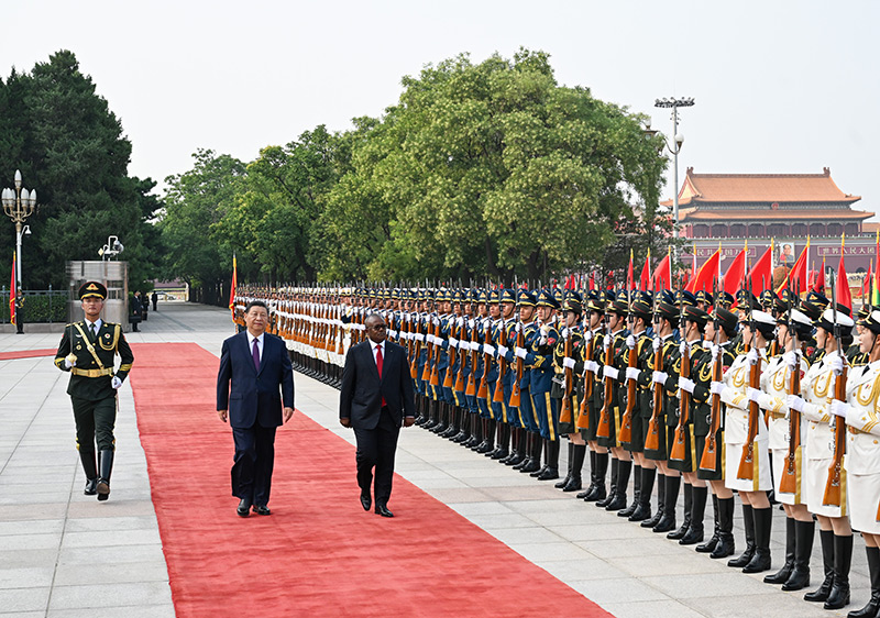 习近平同几内亚比绍总统恩巴洛会谈「相关图片」