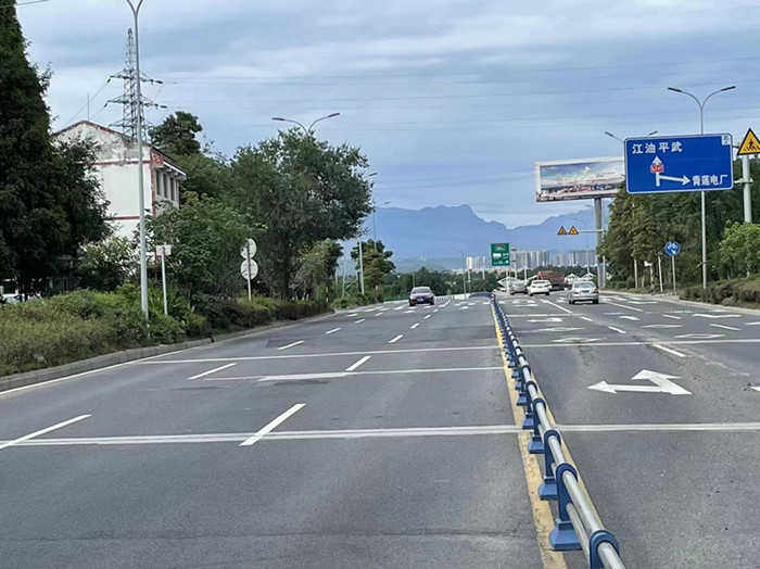 绵江路3.jpg